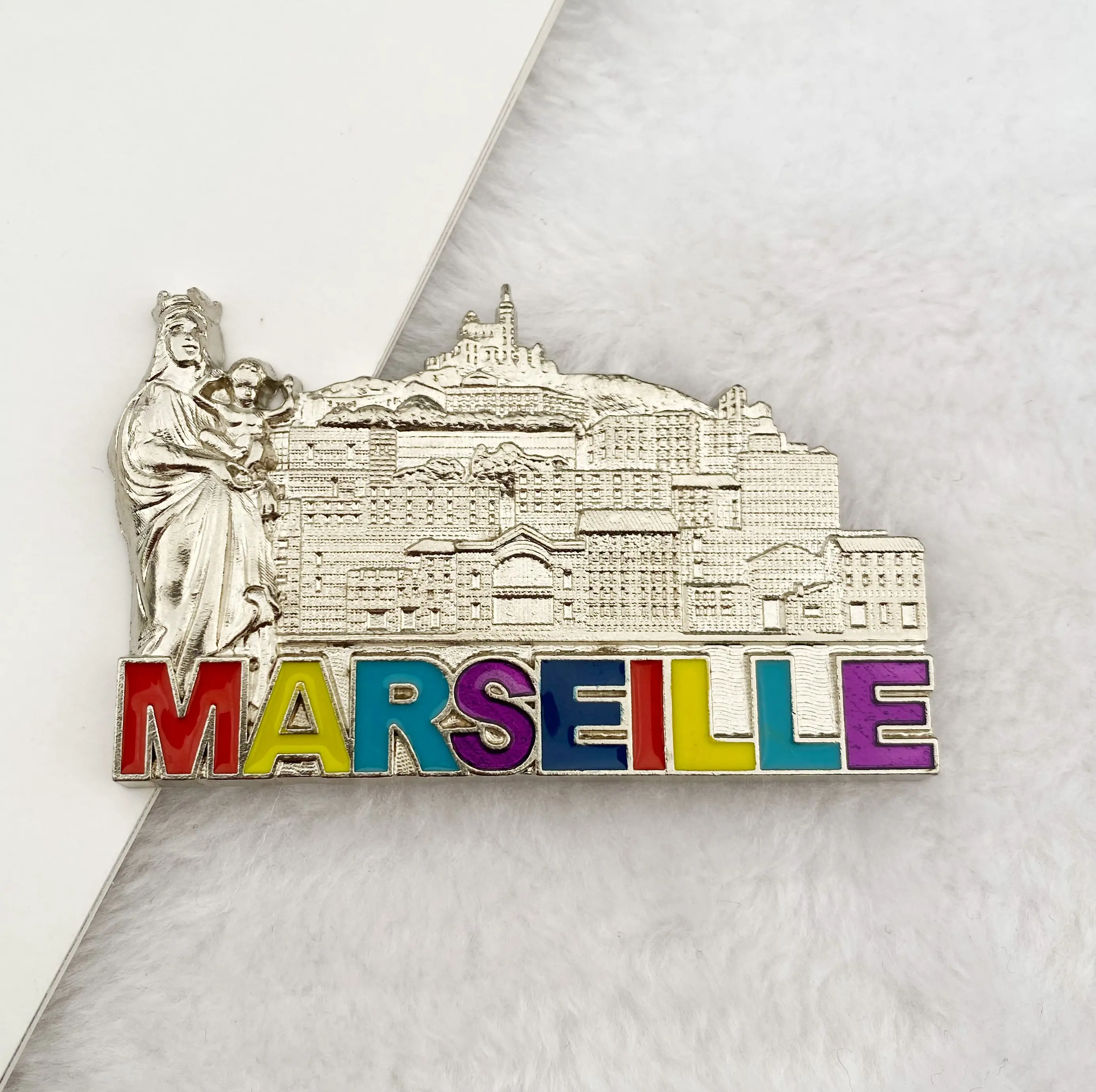 Hoge Kwaliteit Custom Vorm Emaille Koelkast Magneten Toeristische Stadsgezicht Koelkast Magneet Custom 3d Stad Souvenir