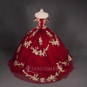 Robes de Quinceañera WC043 rouge or, appliques en dentelle, style charro mexicain, pour Quinceañera, Sweet 15, en mousseline antistatique naturelle, pour fête - Product Image 2