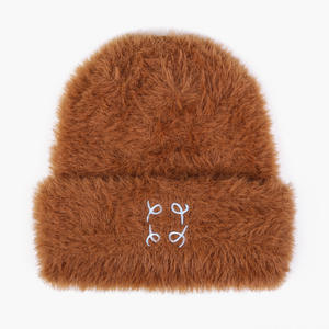 Bonnets <span class=keywords><strong>en</strong></span> peluche avec logo personnalisé Bonnet tricoté chaud d'hiver <span class=keywords><strong>en</strong></span> jacquard <span class=keywords><strong>mohair</strong></span> unisexe avec logo brodé personnalisé - Product Image 4