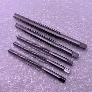 HSS 6542 Grifo trapezoidal Grifos rectos Grifo de carburo y juego de troqueles Torno CNC Herramientas de máquina Roscado de precisión de grifo de acero de alta velocidad - Product Image 2