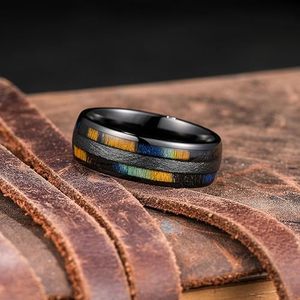 Anillos de moda de fábrica 8mm negro/oro/plata/oro con <span class=keywords><strong>Koa</strong></span> natural/anillos de tungsteno con incrustaciones de madera de arce anillo de bodas de madera para hombres - Product Image 3
