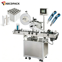Machine d'étiquetage adhésif industrielle pour produits légers et boîtes blister de couteaux utilitaires avec séparateur automatique