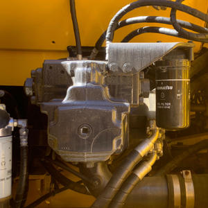 รถขุดโคมัตสึ PC200-8 ปี 2023 ขนาด 20 ตัน สภาพดี ใช้งานหนัก เครื่องยนต์เชื่อถือได้ บุ้งกี๋ <span class=keywords><strong>1</strong></span>.2 เมตร สภาพใหม่ 90% - Product Image 3