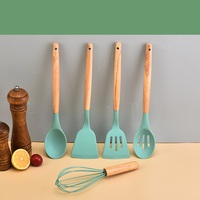 Prix Bas Ustensiles de Cuisine Antiadhésifs, Ensemble de 12 Cuillères en Silicone à Manche en Bois, Outils de Cuisson Multicolores