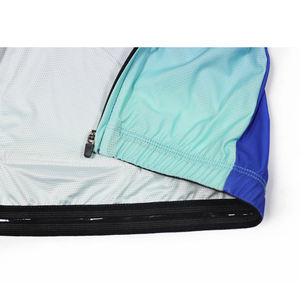 <span class=keywords><strong>Sous</strong></span>-vêtements de cyclisme personnalisés maillot de cyclisme d'<span class=keywords><strong>hiver</strong></span> pour hommes fabricants de hauts de cyclisme imperméables pour hommes - Product Image 4