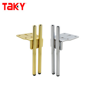 Letto in Ottone Dorato di Stile Lussuoso con Gambe del Tavolo in Metallo Dorato, Produzione Cinese - Product Image 1