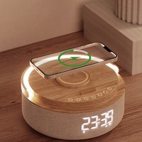 Slimme LED-lamp voor V5.1 Soundbar Draadloze oplader Wekker Maan Nachtontwerp Telefoonhouder voor vrouwen