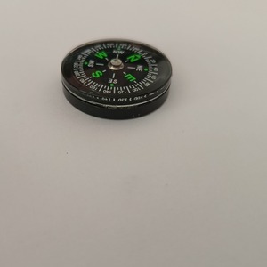Boussole en plastique de 30 mm, boussole d'alpinisme, boussole portable, équipement de camping - Product Image 3
