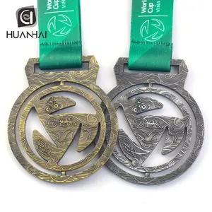 custom antique gold silver metal 2D logo triathlon spinning medals holder