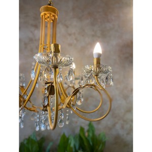 Lustre de haute qualité avec finition dorée pour la maison, l'hôtel, le restaurant et l'éclairage d'événements de mariage - Product Image 2