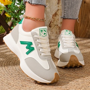 Baskets confortables à lacets pour femmes, chaussures décontractées légères, polyvalentes, pour le skateboard, la course à pied, les entraînements et les mocassins, pour toutes les saisons - Product Image 5