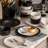Ensemble de vaisselle en céramique à grain de pierre noire et blanche japonaise, assiette et bol, pour la maison, l'hôtel, le restaurant, les fêtes, vaisselle en porcelaine pour steak, salade, dîner