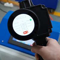 Machine de nettoyage au laser pulsé portable de 300 W pour l'élimination de la rouille et de la peinture