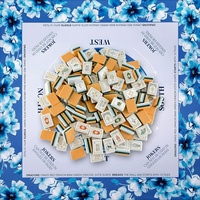 Tuiles de Mahjong Américaines Gravées Or avec Tapis de Mahjong Imprimé Floral Bleu 800x800mm Guide pour Débutants