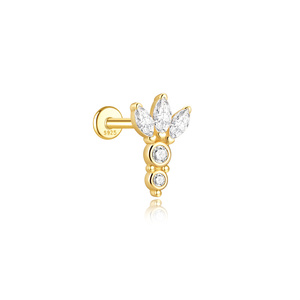 Pendientes de Plata de Ley S925 Chapados en Oro de 18K con Rosca Interna y Parte Trasera Plana, Diseño de Borla Geométrica Cuadrada - Product Image 5