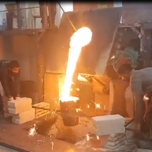 100KG 500KG 1000KG 2000KG Four à induction à fréquence moyenne Four de fonderie Four de fusion de fer - Product Image 2