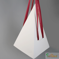 Boîte pyramide personnalisée Sunshine pour emballage alimentaire avec couvercle et séparateurs, idéale pour gâteaux, pains et desserts à emporter