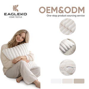 Housse de coussin en <span class=keywords><strong>fausse</strong></span> <span class=keywords><strong>fourrure</strong></span> douce à rayures, coussin moelleux et duveteux pour canapé - Product Image 1