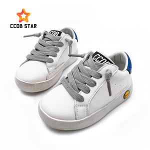 <span class=keywords><strong>Scarpe</strong></span> <span class=keywords><strong>da</strong></span> passeggio <span class=keywords><strong>per</strong></span> bambini in stile <span class=keywords><strong>da</strong></span> passeggio di alta qualità <span class=keywords><strong>scarpe</strong></span> Casual <span class=keywords><strong>per</strong></span> bambini di lusso Unisex <span class=keywords><strong>scarpe</strong></span> <span class=keywords><strong>da</strong></span> <span class=keywords><strong>ginnastica</strong></span> personalizzate <span class=keywords><strong>per</strong></span> ragazze - Product Image 2