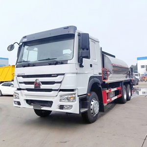 Camión de Asfalto HOWO 6X4 de 12000L, Camión Automático para Rociar Asfalto en Carreteras - Product Image 1