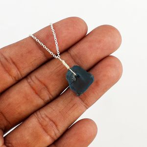 YASHEE สร้อยคอจี้โทปาซธรรมชาติ คริสตัลบำบัดพลังงานจากอัญมณีดิบ สำหรับทุกเพศ ใส่ได้ทุกวัน - Product Image 5