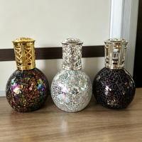 Lampe à parfum décorative en mosaïque de verre avec diffuseur d'huile en métal en forme de couronne, brûleur à huile avec kit d'accessoires pour la décoration de la maison