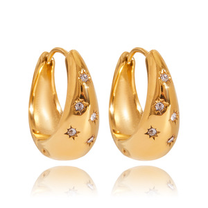<span class=keywords><strong>Pendientes</strong></span> ERESI Impermeables, Chapados en Oro de 18K PVD, con Diseño de <span class=keywords><strong>Estrella</strong></span> y Circonitas, Aros de Acero Inoxidable 316L, Joyería Moderna al por Mayor - Product Image 4