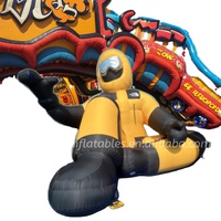 Modèles de figurines gonflables à grande échelle de 8m Écran de 5m et arc gonflable de dessin animé avec accessoire de ventilateur Utilisation d'événement en plein air