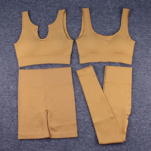 <span class=keywords><strong>Ensemble</strong></span> de sport 4 pièces pour <span class=keywords><strong>femme</strong></span> : Soutien-gorge de sport côtelé sans couture à rayures, débardeur, haut à manches longues et collants moulants en nylon/spandex anti-humidité - Product Image 3