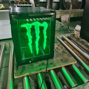 Réfrigérateur commercial à porte vitrée unique, refroidissement par air, grande capacité pour boissons, idéal pour café - Product Image 4