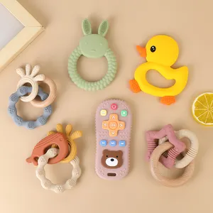 天然橡胶卡通动物造型出牙器出牙玩具婴儿感官出牙器玩具双酚a免费硅胶婴儿出牙器