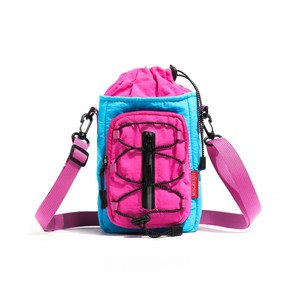 Sac bandoulière de voyage extérieur avec poches pour bouteille d'eau et téléphone portable, sac de sport léger et durable en nylon pour hommes et femmes - Product Image 3