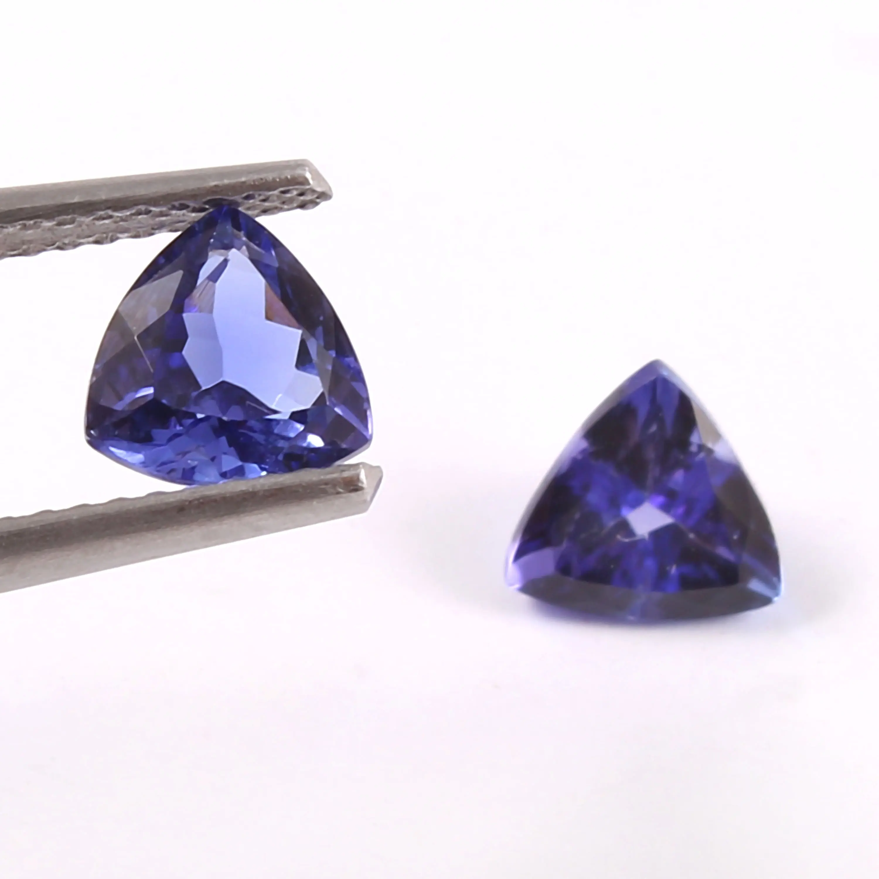 Tanzanita natural de 6mm, trilhões de tanzanita, qualidade aaa tanzanite, facetado tanzanite solto tanzanite para jóias, tzso