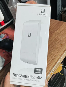 Ubiquiti NanoStation LocoM2 2.4GHz AirMAX Pont radio sans fil extérieur CPE Point à Point - Product Image 5