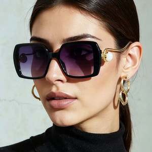 Gafas de Sol Cuadradas Extra Grandes con Logotipo Personalizado, Montura Grande con Patas de Perla de Aleación, Lentes Degradadas con Protección UV400, Moda 2025 - Product Image 1