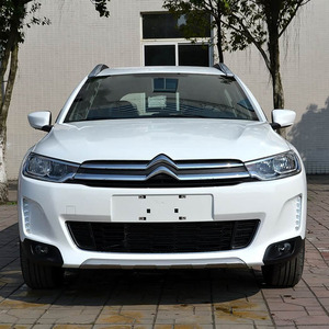 Citroën <span class=keywords><strong>C3</strong></span>-XR SUV d'occasion à bas prix, moteur automatique, conduite à gauche, intérieur cuir foncé, jantes R16, crossover compact urbain, design français, excellent rapport qualité-prix - Product Image 2