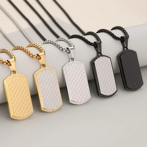 Collar con Colgante Cuadrado con Patrón de Tablero de Ajedrez Geométrico, Acero Inoxidable Pulido, Joyería para Uso Diario Masculino - Product Image 2