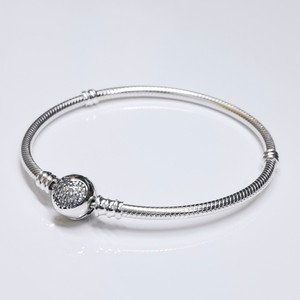 <span class=keywords><strong>Pulsera</strong></span> <span class=keywords><strong>Pandora</strong></span> Moments de Plata de Ley S925 con Cadena de <span class=keywords><strong>Serpiente</strong></span> y Dije de Corazón - Product Image 1