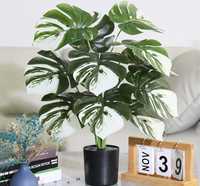 Fournitures de jardinage Vente en gros d'Arbre Monstera Artificiel Naturel Toucher Plastique Bonsaï Artificiel avec Pot pour Intérieur