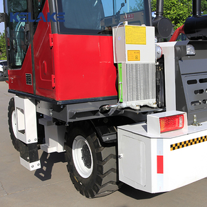 Camion bétonnière autochargeur mobile KELAKE 4x2 avec système hydraulique blanc - Product Image 6