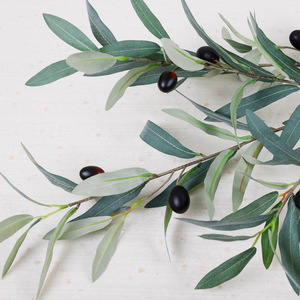Planta de Olivo Artificial QIHAO de 95 cm con Hojas de Plástico y Frutos, Decoración para Interiores del Hogar - Product Image 4
