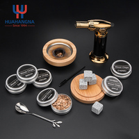 Kit de fumage pour whisky et cocktails avec construction métallique et torche pour accessoires de bar et cadeaux