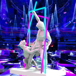 Lampada da terra a LED in piedi <span class=keywords><strong>mitologia</strong></span> spada da passeggio scultura illuminazione in fibra di vetro copertura luci elettriche del pavimento - Product Image 2