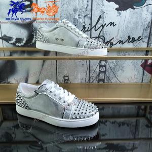 Baskets décontractées de luxe 2025 pour hommes et femmes, semelle rouge, crampons amortissants, embout composite, en cuir de marque - Product Image 3