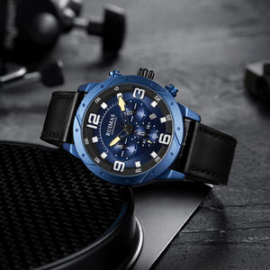 Montre à quartz multifonctionnelle lumineuse pour homme, montre-bracelet étanche pour les sports de plein air - Product Image 1