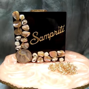 Bolso y Cartera de Resina Personalizados, Hechos a Mano con Cuidado, con Diseños de Resina Atrevidos, Ideales para Amantes de la Moda - Product Image 5