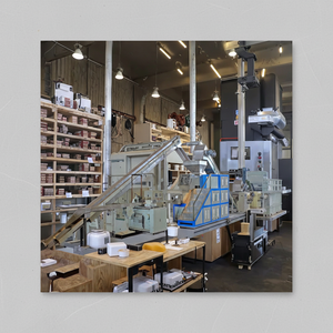 12 buses automatique shampooing détergent à lessive liquide bouteille remplissage et scellement bouchage ligne de production mini machine à savon - Product Image 1