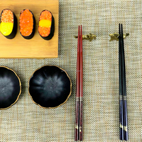 Set Hadiah Sumpit Kayu Ramah Lingkungan Seri Golden Horse Aksesori Piring Sajian 2 Buah Merah Biru Klasik