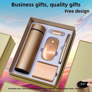 Cajas de Regalo Promocionales Personalizadas de Bajo MOQ 5 en 1, Set de Regalo para Hombre con Batería Externa, Bolígrafo, Memoria USB, Ratón y Botella - Product Image 4