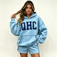 Ensemble 2 pièces décontracté pour femme : sweat à capuche oversize et short en molleton bouclette, imprimé carreaux vichy, patchwork et surpiqûres, style sportswear ample pour le campus
